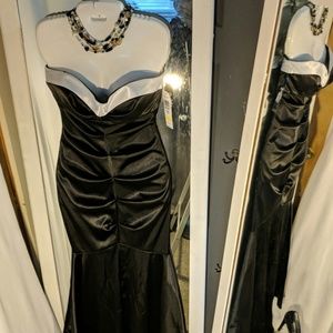 Jumi Strapless Formal Dress Size 3/4